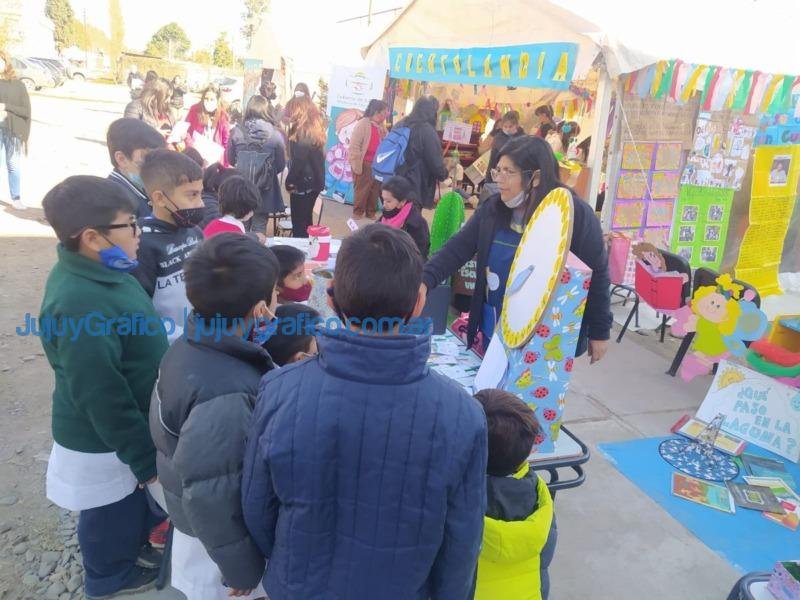 Propuestas de alfabetización inicial y matemática en la Feria del Libro Jujuy 3 Propuestas de alfabetizacion inicial y matematica en la Feria del Libro Jujuy 3